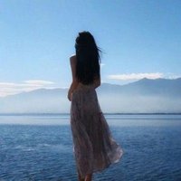 睿智默默的活着