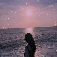 樱花树下站谁都美