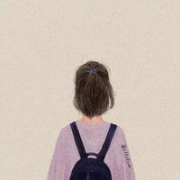 円
