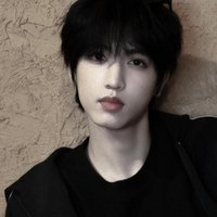 杨咩咩拒绝连赞